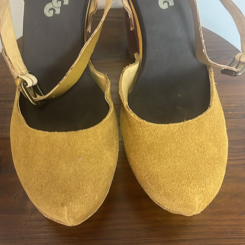 Flogg brand Tan Suede Clogs With Wrap Around Ankle Strap with buckle. - Picture 5 of 10